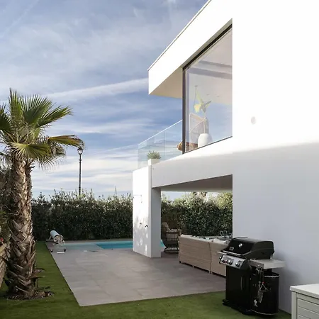 Ocean & Pool Retreat By Hostwise * Amoreira (Leiria)