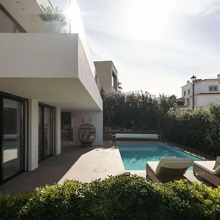 Ocean & Pool Retreat By Hostwise
