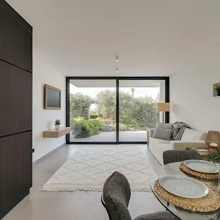 Ocean & Pool Retreat By Hostwise * Amoreira (Leiria)