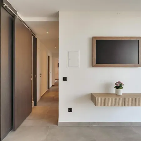 Ocean & Pool Retreat By Hostwise *