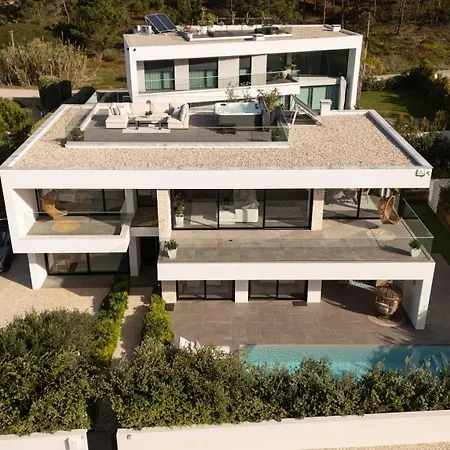 Ocean & Pool Retreat By Hostwise